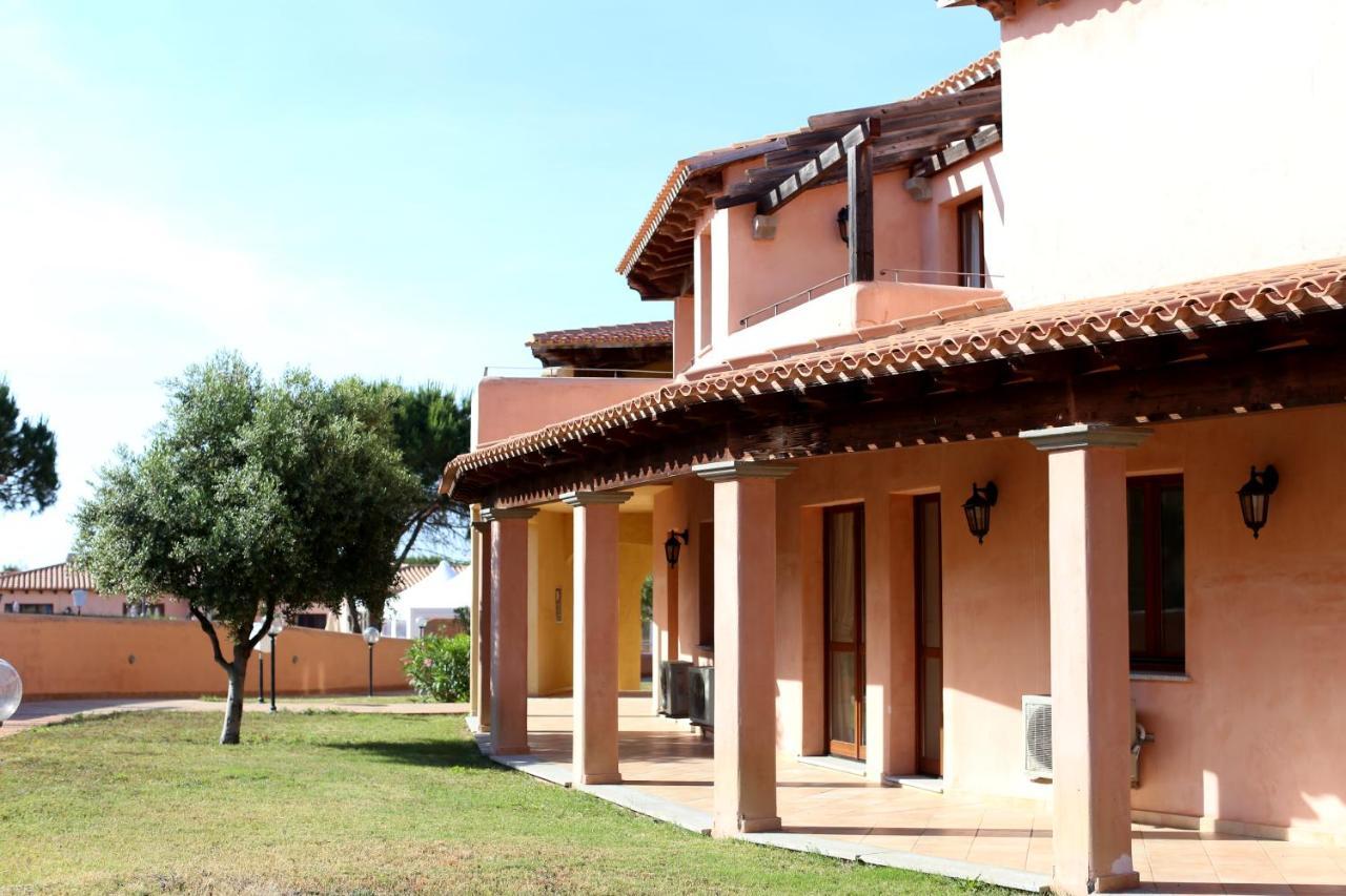 Borgo Dei Pescatori Hotel Aglientu Exterior foto
