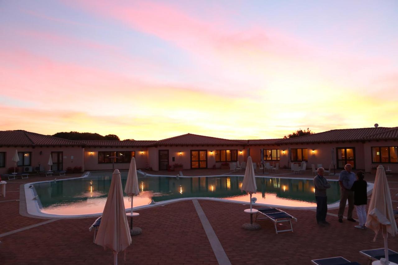 Borgo Dei Pescatori Hotel Aglientu Exterior foto